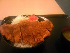 デカソースカツ丼