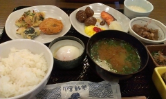 朝食バイキング